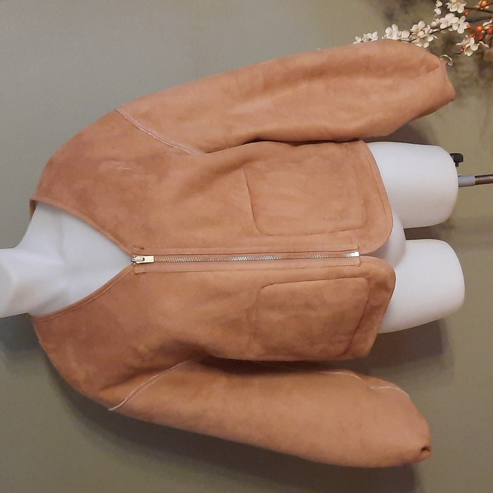 Express Reversible Suede/Sherpa Jacket. - image 4